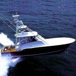 aluminum and fiberglass boats